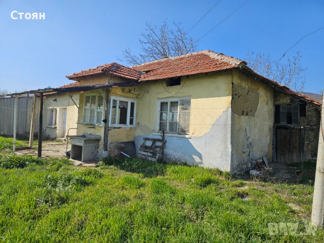 Полумасивна къща + стопанска постройка в 1824 кв.м парцел, снимка 5 - Къщи - 53822180