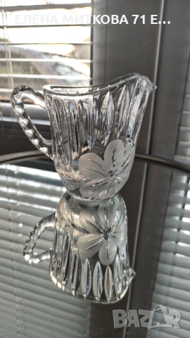 Малка масивна кристална каничка/латиера