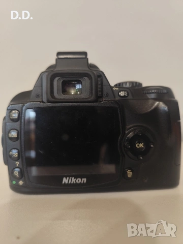 Nikon D40 - само с ръчнофокусни обективи, снимка 5 - Фотоапарати - 53948690