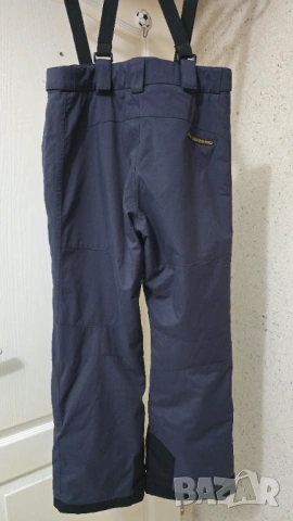 Детски ски екип 9-10 години, снимка 8 - Детски комплекти - 52393521