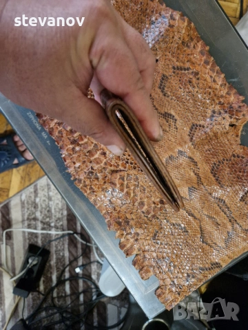 портфейл от змия питон , снимка 4 - Портфейли, портмонета - 53268019