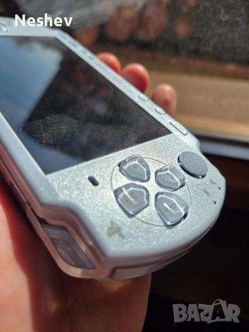 PSP 2000 felicia blue rare Japan, снимка 9 - PlayStation конзоли - 54033818