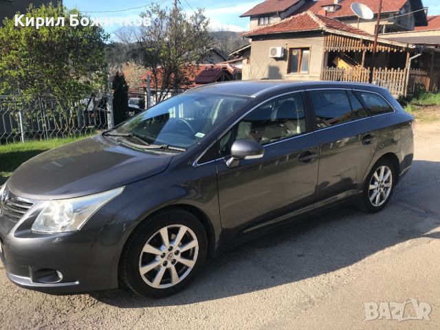 Продавам 2бр Toyota Avensis T27 1.8 НА ЧАСТИ, снимка 2 - Автомобили и джипове - 45140837