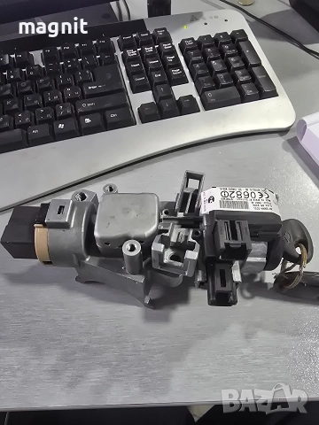 GJ6A66938A Контактен ключ и патрон за Mazda 6 2003г., снимка 2 - Части - 52646966