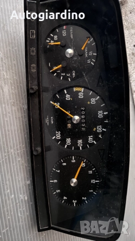 Километраж за Mercedes W123 - 87001050