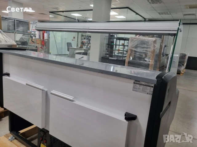 Хладилна витрина 1,5 метра, снимка 4 - Хладилни витрини и фризери - 50476975