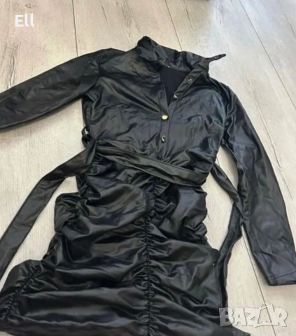 Кожена рокля