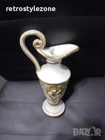 № 8365 Стара декоративна порцеланова кана R. Capodimonte    , снимка 5 - Други ценни предмети - 52418200