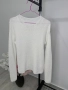 Бял пуловер универсален размер , снимка 2