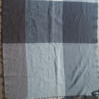 Бежов вълнен шал H&M, снимка 3 - Шалове - 45484448