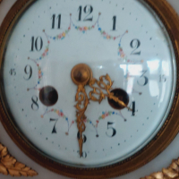 Френски каминен бронзов часовник+бронзови вази/материал-позлатен бронз,мрамор/, снимка 7 - Стенни часовници - 45074322