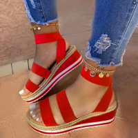 Ежедневни дамски сандали с кръстосана каишка в бонбонени цветове, 4цвята , снимка 5 - Сандали - 45025268