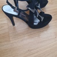 Италиански обувки, снимка 2 - Дамски елегантни обувки - 45892840