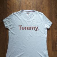 Tommy Hilfiger - страхотна дамска тениска КАТО НОВА Л, снимка 4 - Тениски - 45529298
