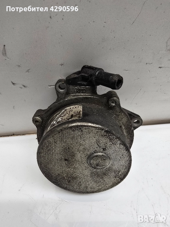Вакуум помпа за Audi 2.5 tdi - 057145100C / Ауди 2.5 тди, снимка 1