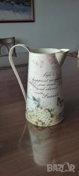 Метална кана* Ваза* Винтидж излъчване* , снимка 1