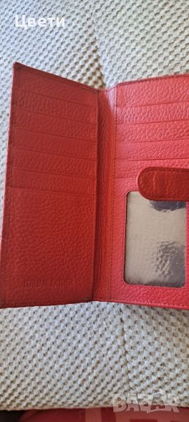 Дамско червено портмоне , снимка 1