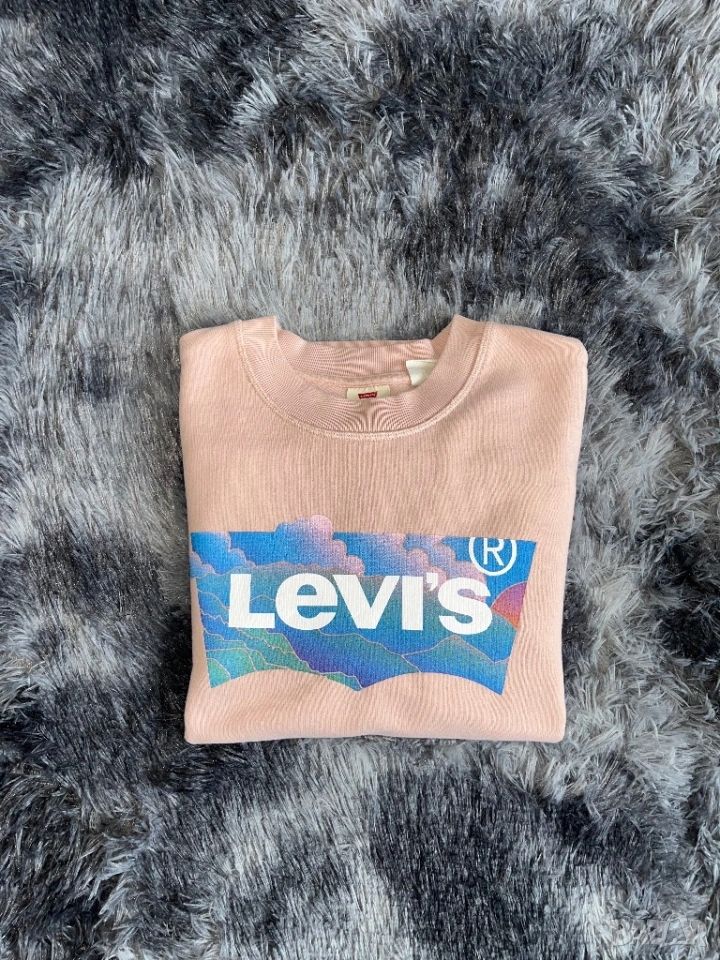 Пуловер Levi's S розов, 100% памук, много добро състояние, снимка 1