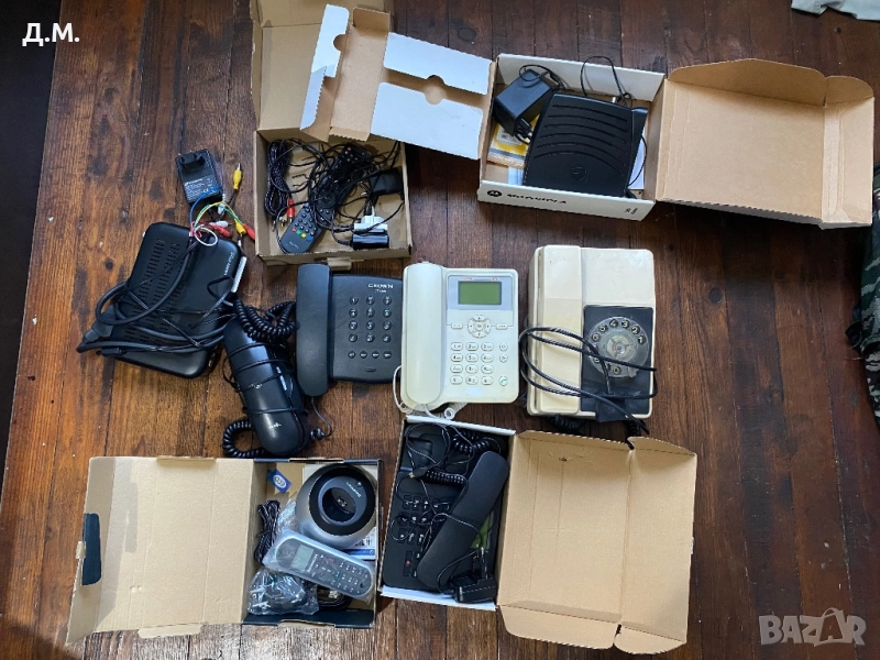 Лот от стари телефони и приемници -50Лв., снимка 1