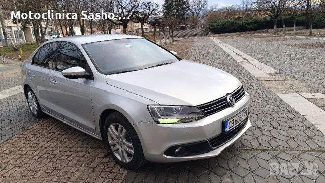 Vw Jetta 1.6 TDi 105p.s.,2013г., снимка 3 - Автомобили и джипове - 49454160