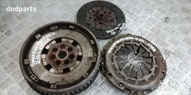 Съединител Mitsubishi Space Star 1.9DiD 2002г.	