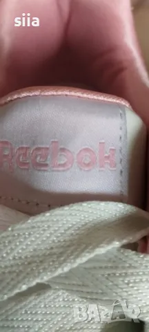 Дамски маратонки Reebok, снимка 13 - Маратонки - 47950253