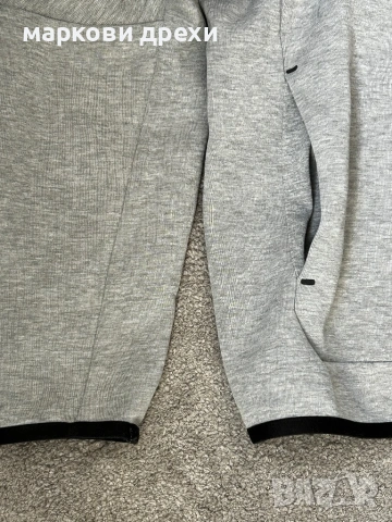 Nike Sportswear Tech Сив Standard Fit L, снимка 8 - Суичъри - 53493801