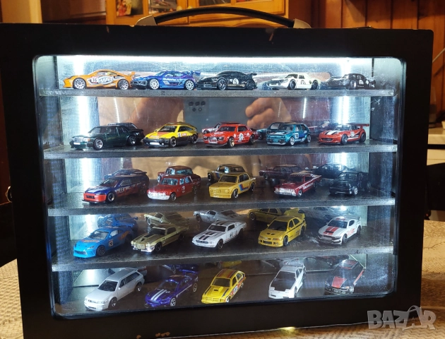 25 бр хот уилс със лед витрина 