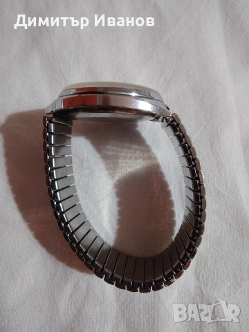 Съветски механичен часовник, с ръчно навиване. , снимка 3 - Мъжки - 53417689