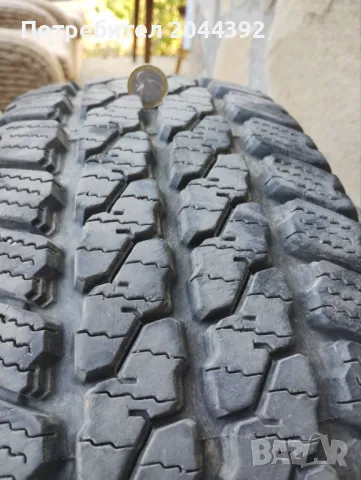 Гуми 215/80R15, снимка 1 - Гуми и джанти - 47147510