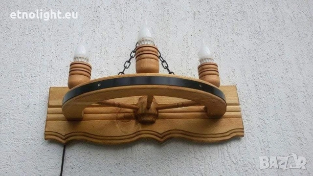 Ръчно изработени стенни лампи с колело и дървени чашки!