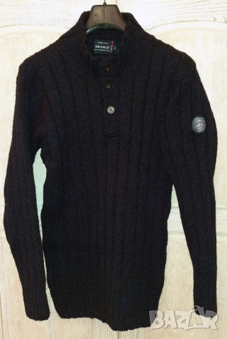 Два мъжки пуловера - Massimo Dutti сив и норвежки черен, снимка 5 - Пуловери - 44944325