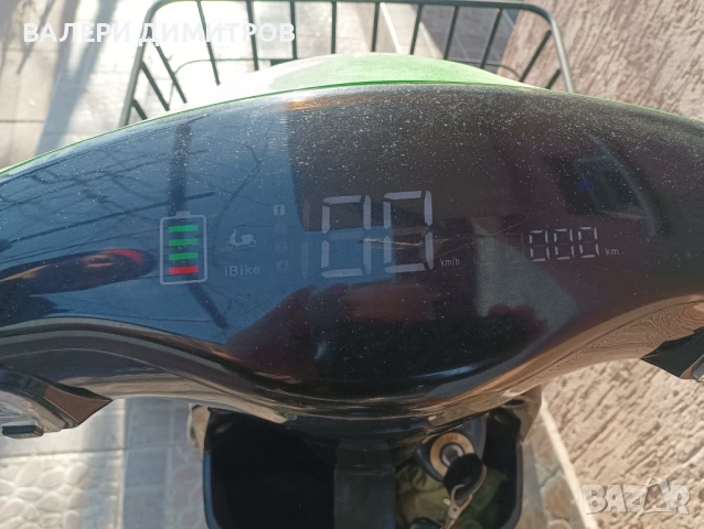 Продавам електрически скутер, снимка 9 - Велосипеди - 53706796