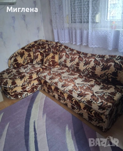 Разтегателен ъглов диван 