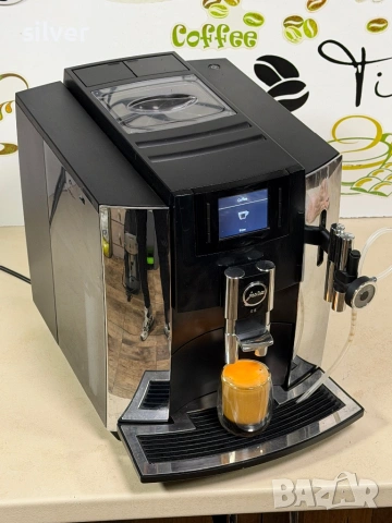 Кафемашина кафе автомат jura E8 с гаранция, снимка 4 - Кафемашини - 54242308