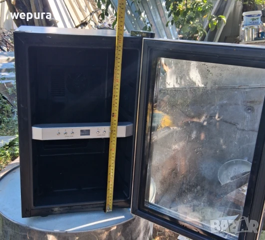 Малък хладилник къмпинг каравана и хладилна витрина, снимка 8 - Къмпинг мебели - 50889461