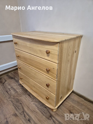 Скрин от масивно дърво с 4 чекмеджета - отличен!"