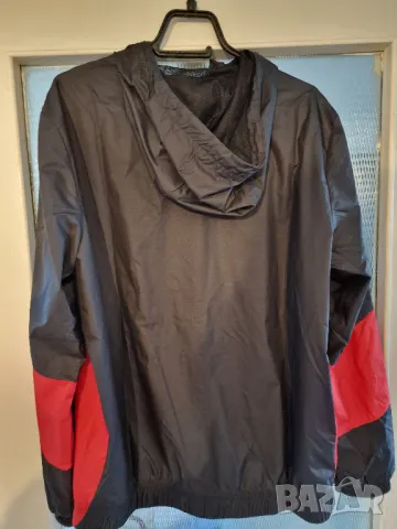 Puma 2023-24 AC Milan Men's Pre-Match Jacket, снимка 8 - Спортни дрехи, екипи - 49904925