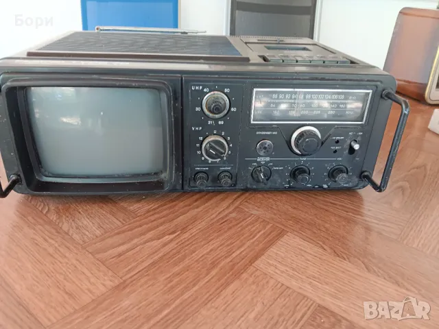 Plustron TVRC 7D - TV Radio Cassette , снимка 1 - Радиокасетофони, транзистори - 47024217