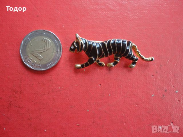 Позлатена брошка тигър пантера , снимка 1 - Други - 46407806