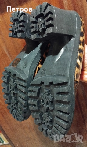 Дамски обувки 42 номер, снимка 4 - Дамски ежедневни обувки - 53134549