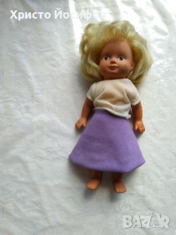 Продавам детска кукла 