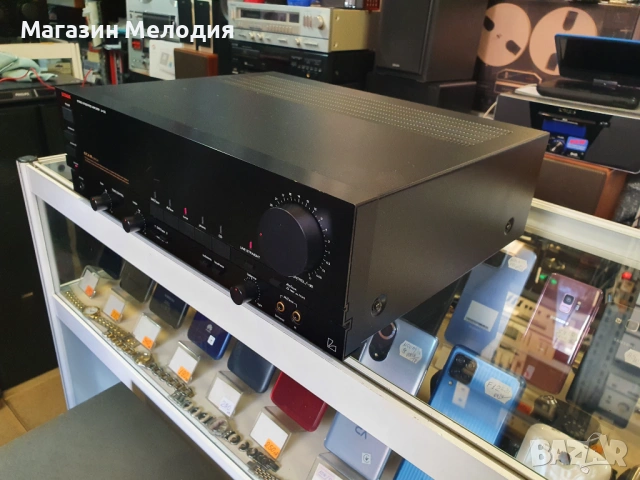 Усилвател Luxman LV-122 В отлично техническо и визуално състояние., снимка 7 - Ресийвъри, усилватели, смесителни пултове - 53097953