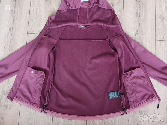 Софтшел яке за момиче, размер 134/140см, снимка 3 - Детски якета и елеци - 45159175
