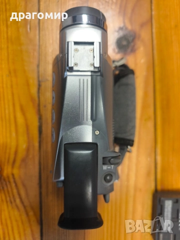 Canon MV600 Mini DV видеокамера, снимка 4 - Камери - 54200223