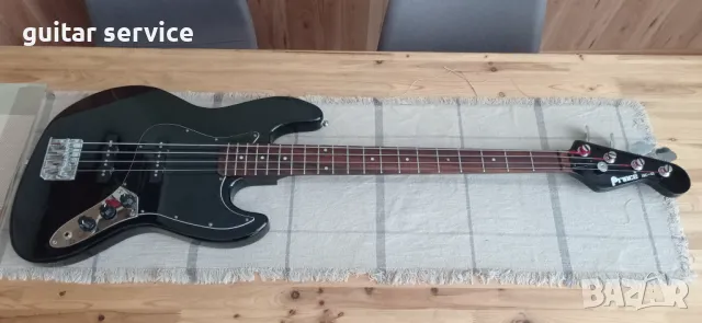 Бас китара Prince 