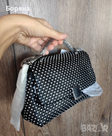 Aldo нова малка вечерна чанта , снимка 5 - Чанти - 52238254