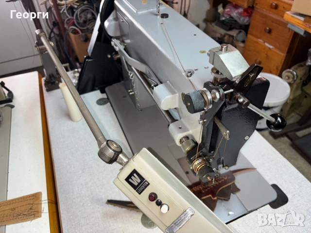 Сарашка шевна машина АДЛЕР, снимка 3 - Шевни машини - 53634195
