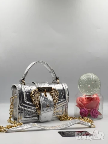 чанти versace , снимка 2 - Чанти - 51392929