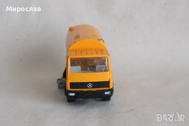 1:55?? SIKU MERCEDES BENZ КАМИОН КОЛИЧКА МОДЕЛ, снимка 3 - Колекции - 49431380